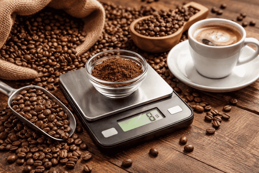 Hoeveel kopjes koffie haal je uit 1 kg koffiebonen?